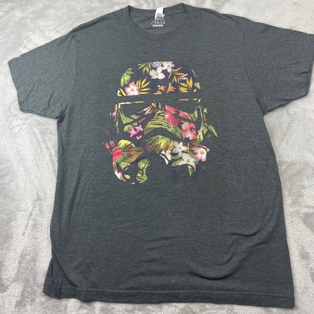 Disney Star Wars Short Sleeve Tee Shirt Women's Large